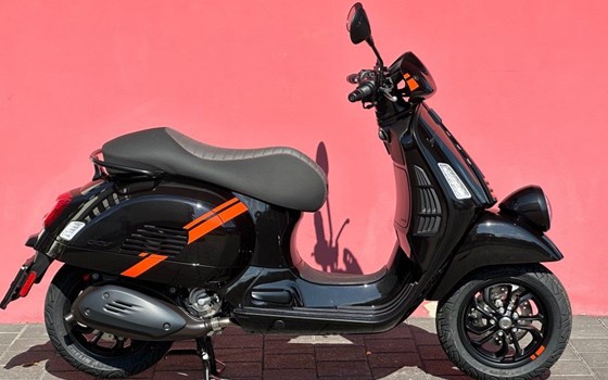 Offerta Vespa GTV 300 - Immagine 1