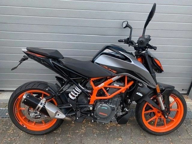KTM 390 Duke