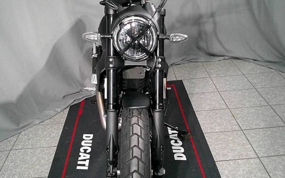 Gebrauchtmotorrad Ducati Scrambler Icon Dark - Bild 3