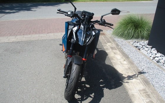 Neufahrzeug KTM 390 Duke - Bild 4