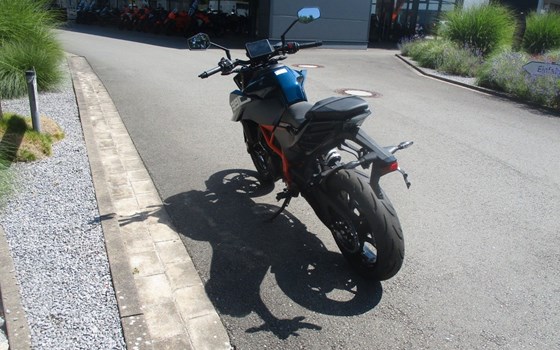 Neufahrzeug KTM 390 Duke - Bild 7