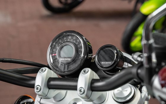 Gebrauchtmotorrad Royal Enfield Super Meteor 650 - Bild 22