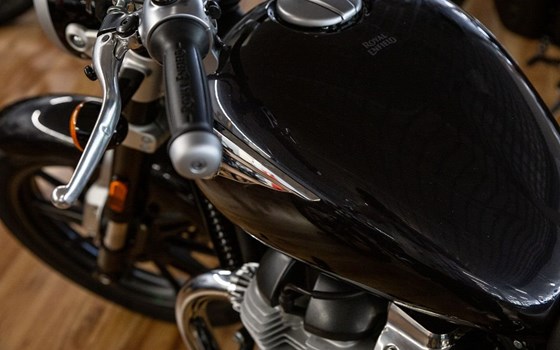 Neufahrzeug Royal Enfield Super Meteor 650 - Bild 17