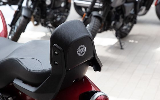 Neufahrzeug Royal Enfield Super Meteor 650 - Bild 14