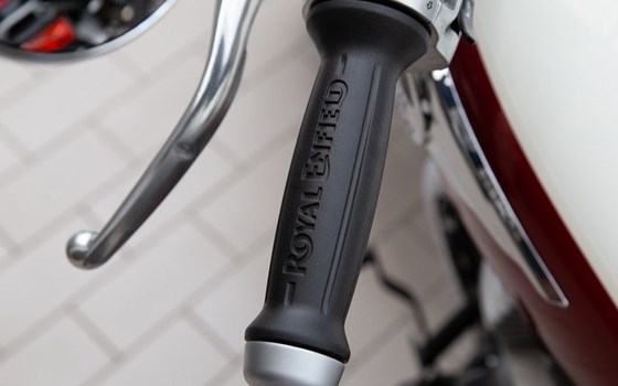 Neufahrzeug Royal Enfield Super Meteor 650 - Bild 20