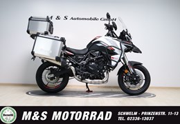 Neumotorrad Benelli TRK 702