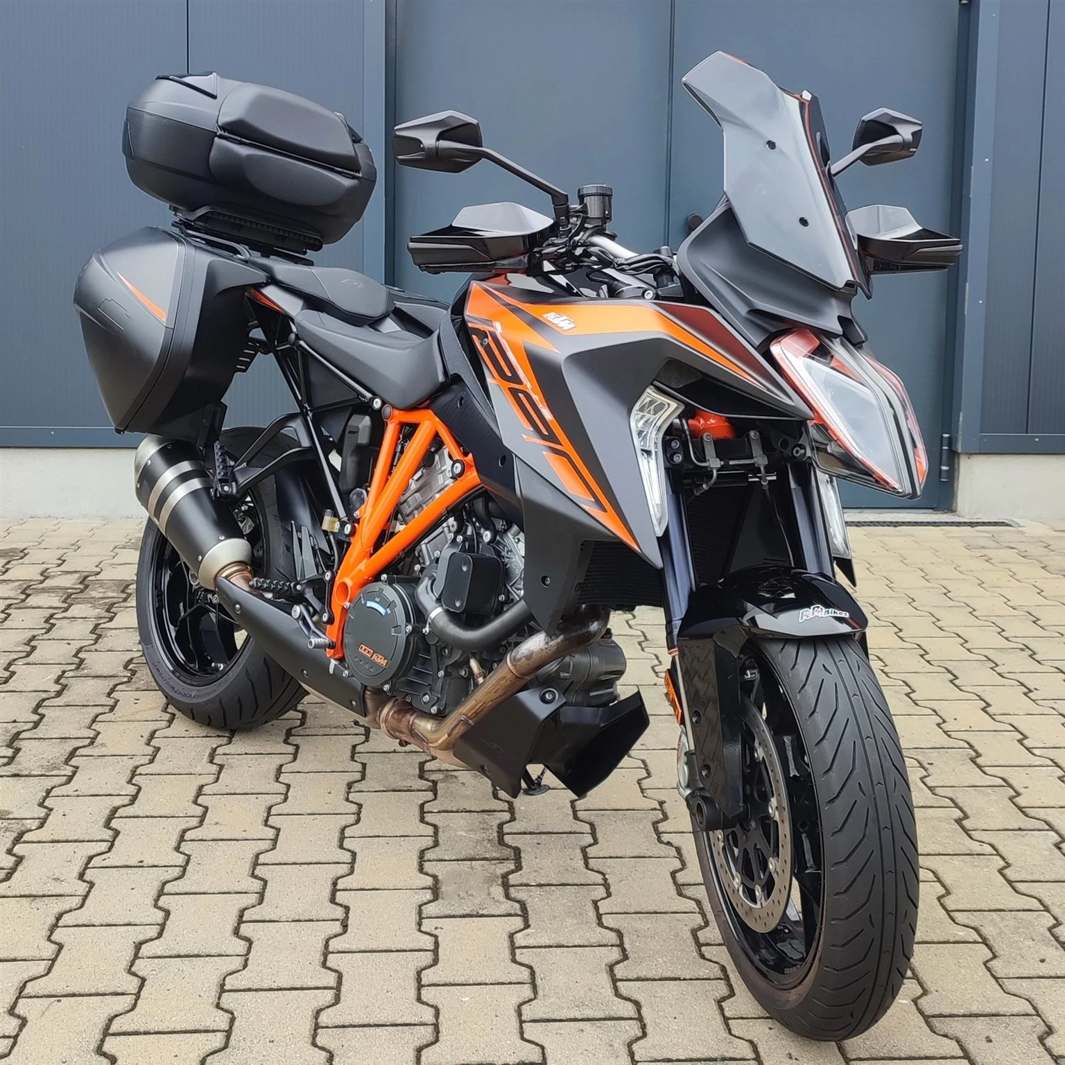 KTM 1290 Super Duke GT