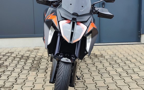 Gebrauchtmotorrad KTM 1290 Super Duke GT - Bild 4