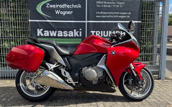 Gebrauchtmotorrad Honda VFR 1200 F - Bild 1