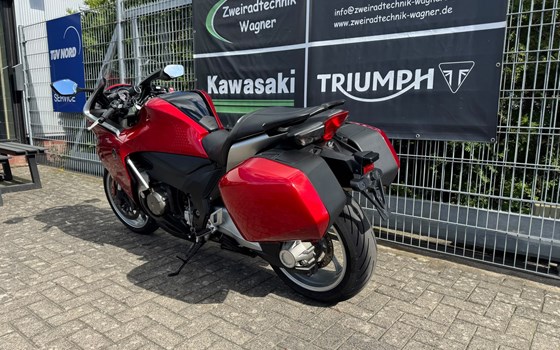 Gebrauchtmotorrad Honda VFR 1200 F - Bild 10