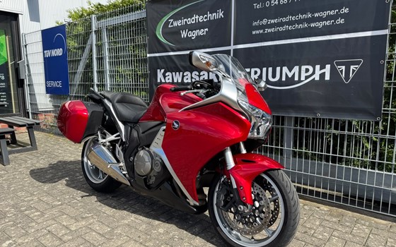 Gebrauchtmotorrad Honda VFR 1200 F - Bild 2