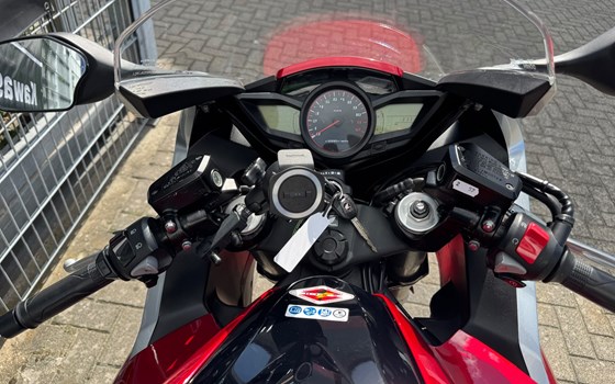 Gebrauchtmotorrad Honda VFR 1200 F - Bild 6