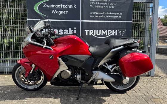 Gebrauchtmotorrad Honda VFR 1200 F - Bild 7
