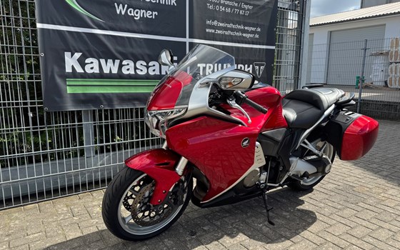 Gebrauchtmotorrad Honda VFR 1200 F - Bild 8