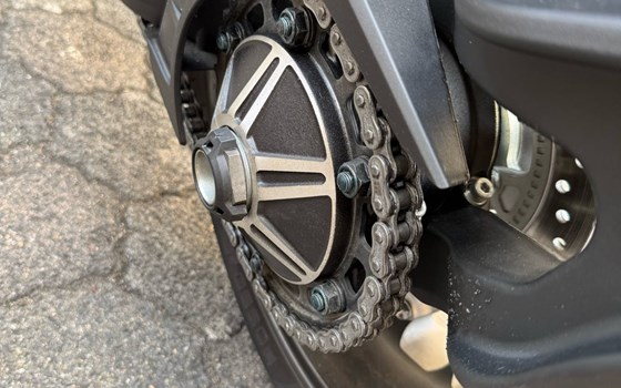 Gebrauchtmotorrad Honda CB 1000 R - Bild 6