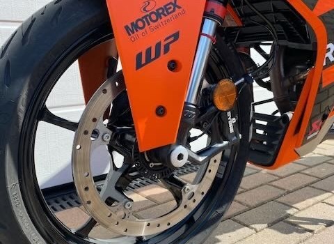 Gebrauchtmotorrad KTM RC 125 - Bild 16