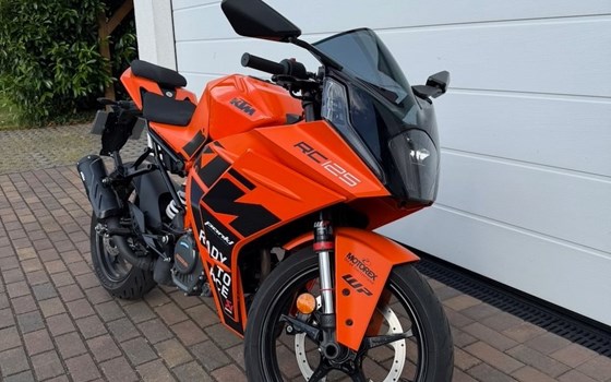 Gebrauchtmotorrad KTM RC 125 - Bild 4
