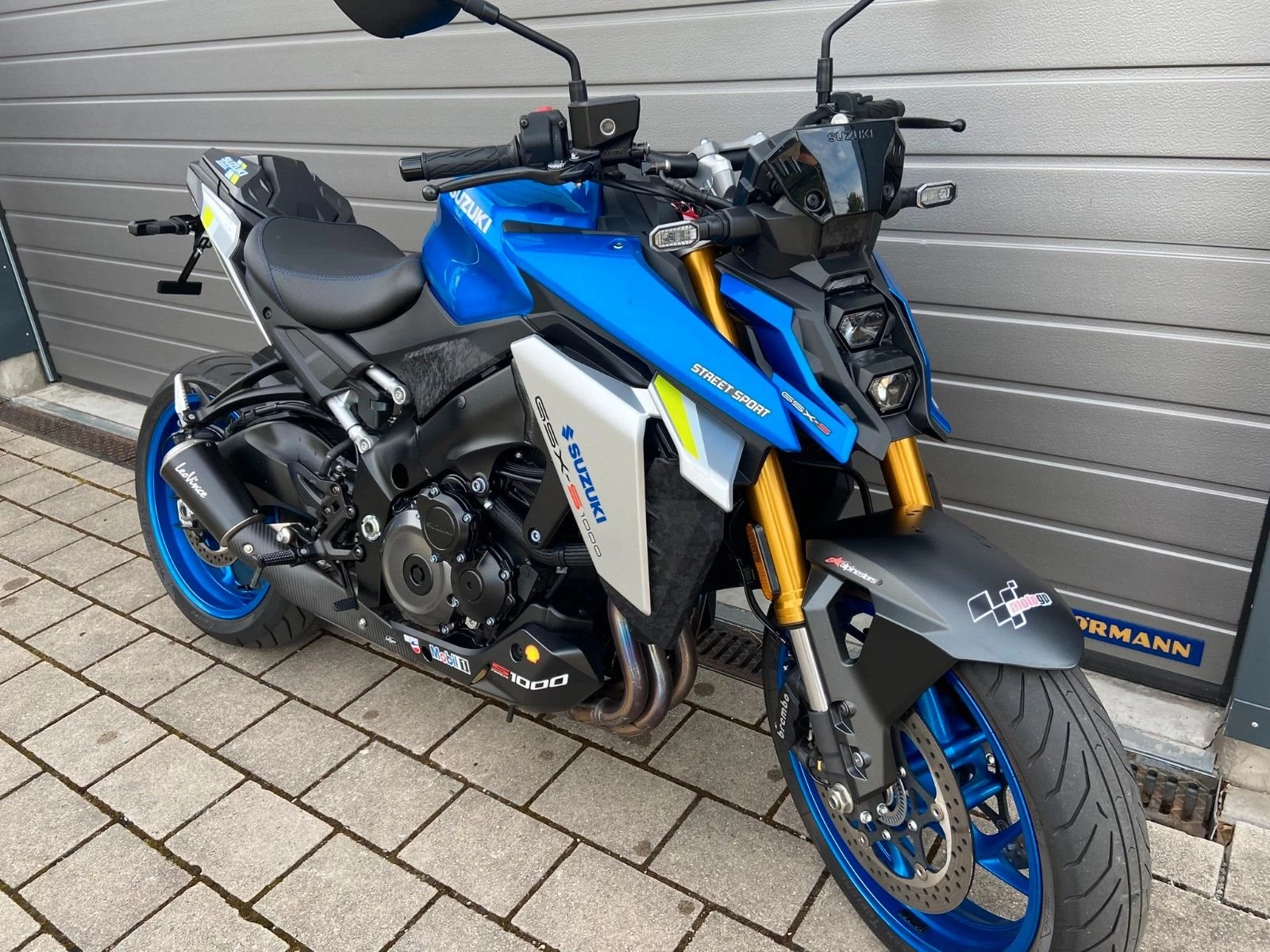 Suzuki GSX-S1000 