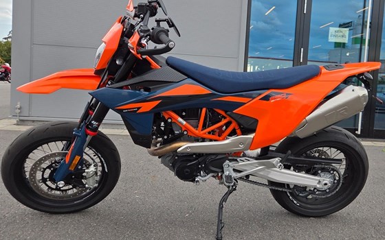 Gebrauchtmotorrad KTM 690 SMC R - Bild 2