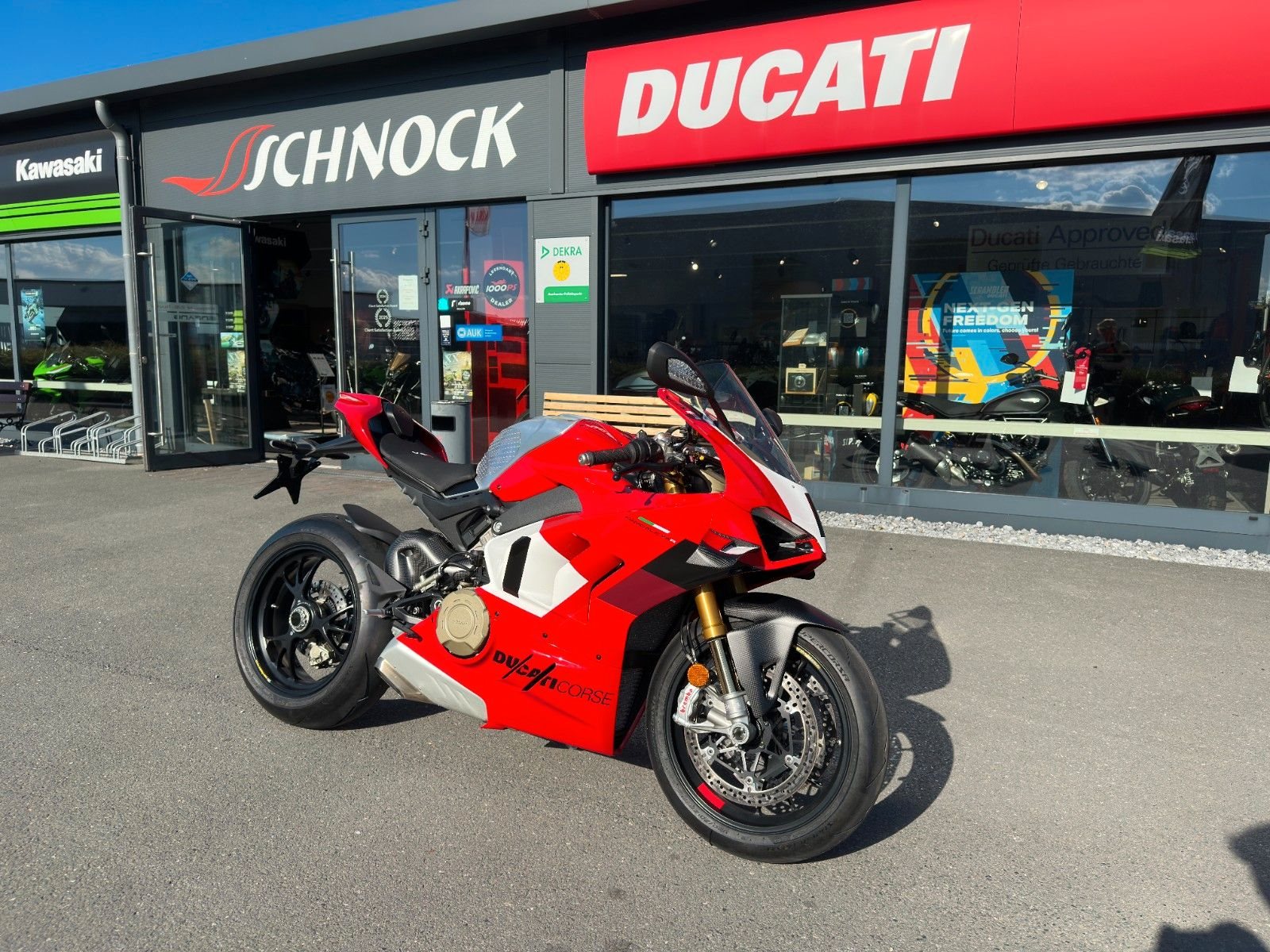 Ducati Panigale V4 R