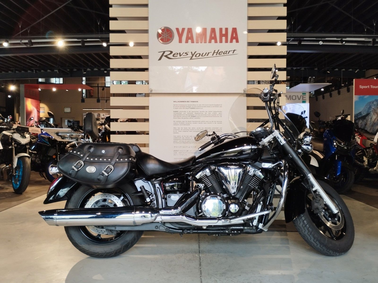 Yamaha XVS 1300 A