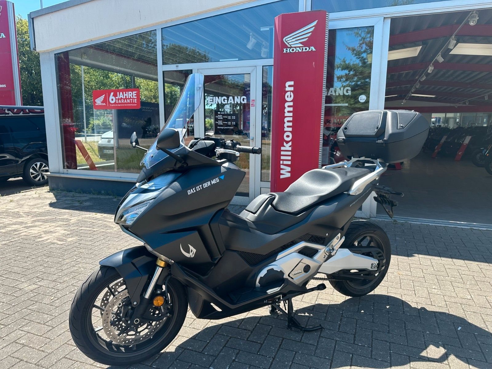 Honda Forza 750