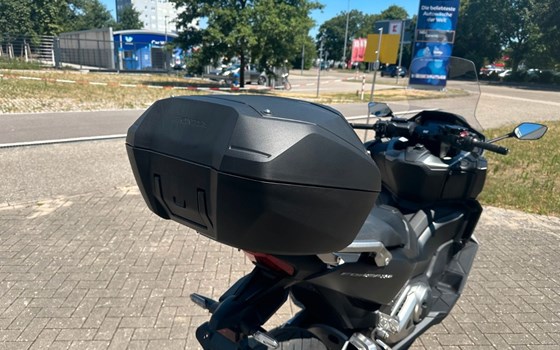 Gebrauchtmotorrad Honda Forza 750 - Bild 7