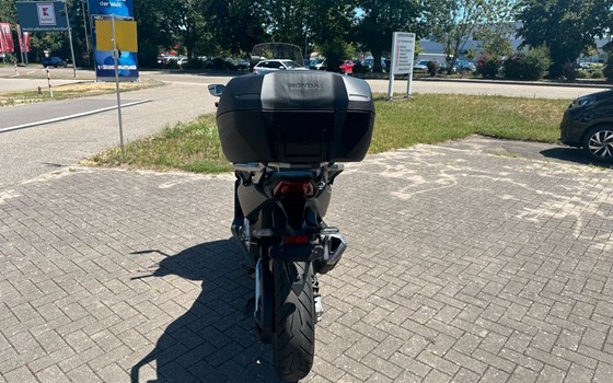 Gebrauchtmotorrad Honda Forza 750 - Bild 9
