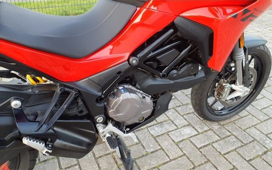 Gebrauchtmotorrad Ducati Multistrada V2 S - Bild 2