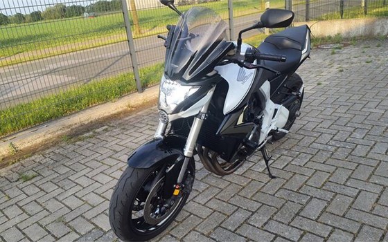 Gebrauchtmotorrad Honda CB 1000 R - Bild 11