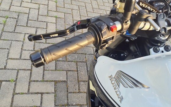 Gebrauchtmotorrad Honda CB 1000 R - Bild 13