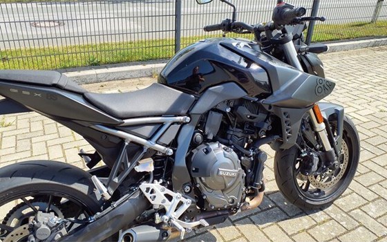 Gebrauchtmotorrad Suzuki GSX-8S - Bild 12