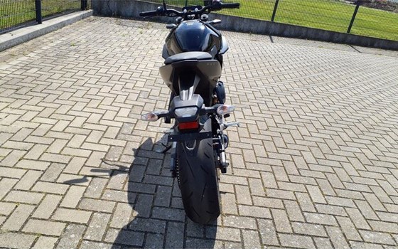Gebrauchtmotorrad Suzuki GSX-8S - Bild 4