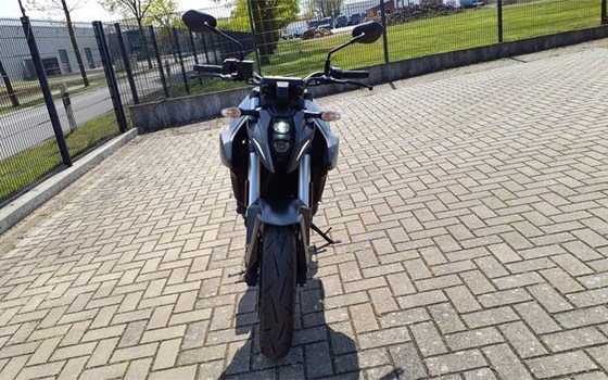 Gebrauchtmotorrad Suzuki GSX-8S - Bild 5