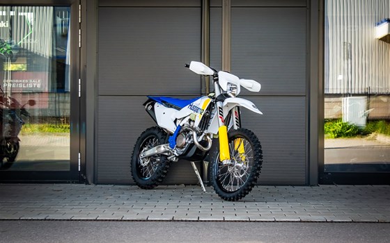Neufahrzeug Husqvarna FE 501 - Bild 6