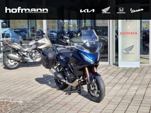 Honda NT1100 DCT Electronic Suspension