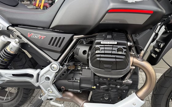 Gebrauchtmotorrad Moto Guzzi V85 TT - Bild 5