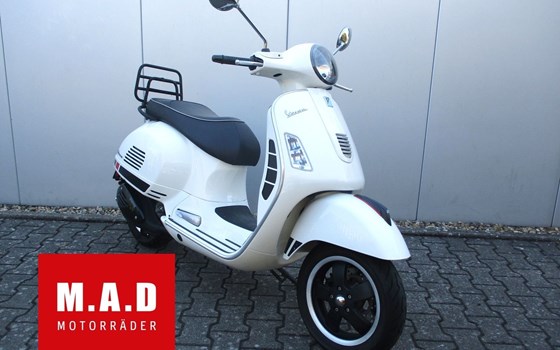 Gebrauchtmotorrad Vespa GTS 300 i.e. Super - Bild 1
