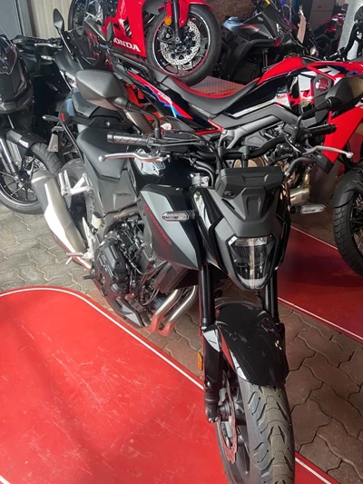 CB500 Hornet