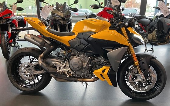 Gebrauchtmotorrad Ducati Streetfighter V2 S - Bild 3