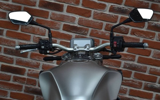 Gebrauchtmotorrad Honda CB 1000 R - Bild 10