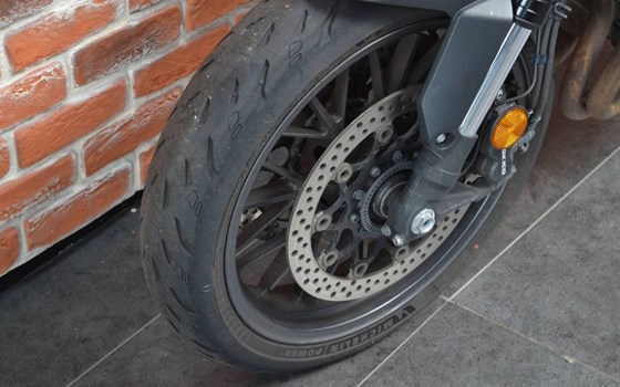 Gebrauchtmotorrad Honda CB 1000 R - Bild 5