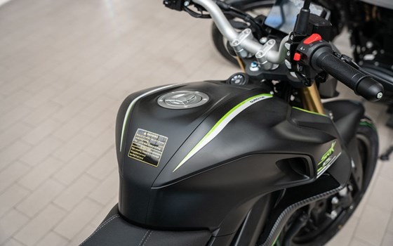 Neufahrzeug QJ Motor SRK 125 S - Bild 12