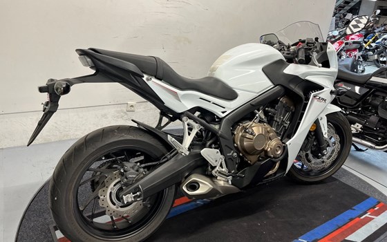 Gebrauchtmotorrad Honda CBR650R - Bild 8