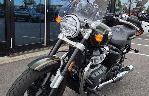 Gebrauchtmotorrad Royal Enfield Super Meteor 650