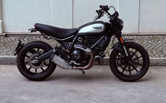 Gebrauchtmotorrad Ducati Scrambler Icon Dark - Bild 1