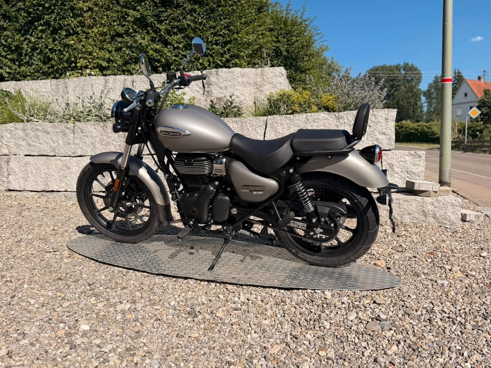 Royal Enfield Meteor 350