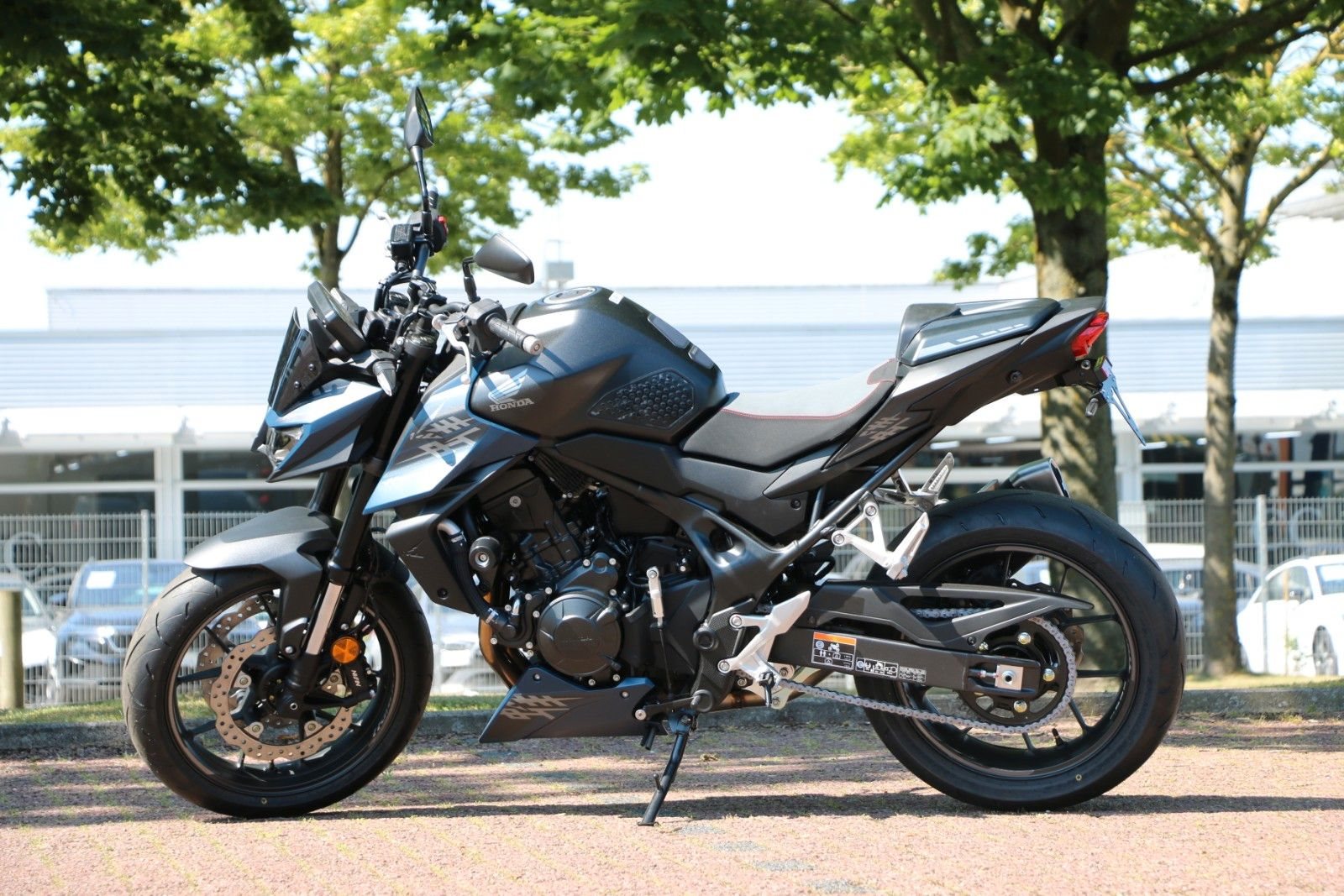 Honda CB750 Hornet E-Clutch