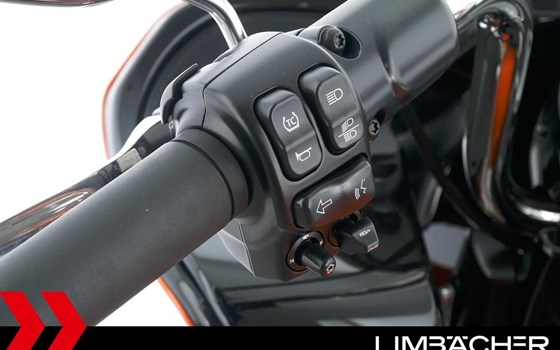 Gebrauchtmotorrad Harley-Davidson Touring Road Glide Special FLTRXS - Bild 21