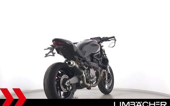 Gebrauchtmotorrad Ducati Monster 821 Stealth - Bild 8